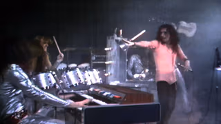 1971: The Year That Music Changed Everything 1. Sezon 3. Bölüm izle