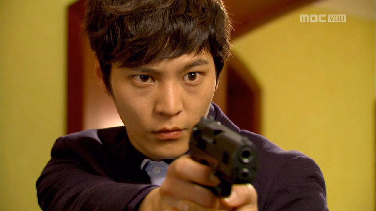 7th Grade Civil Servant 1. Sezon 18. Bölüm izle