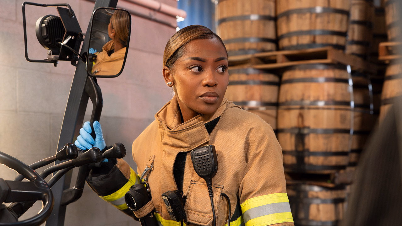 9-1-1: Nashville 1. Sezon 17. Bölüm izle