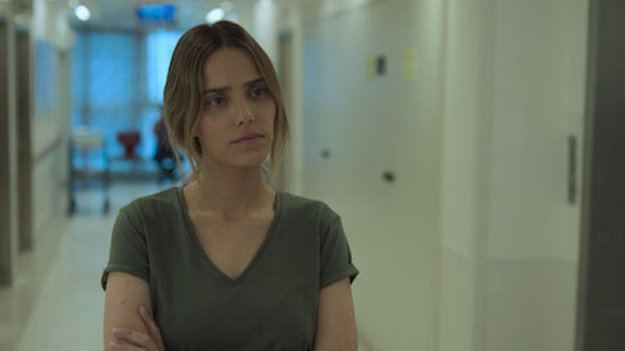 A Body That Works 1. Sezon 8. Bölüm izle