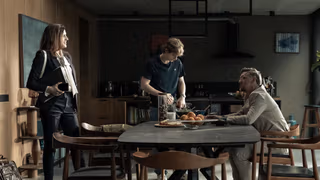 A Decent Man 1. Sezon 1. Bölüm izle