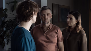 A Decent Man 1. Sezon 6. Bölüm izle