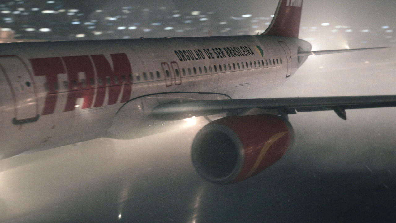 A Tragedy Foretold: Flight 3054 1. Sezon 1. Bölüm izle