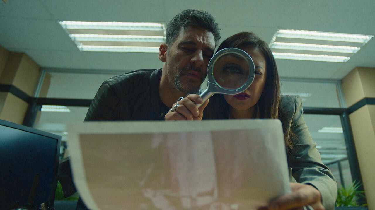Aileye Hoş Geldiniz 1. Sezon 6. Bölüm izle