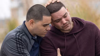 American Sports Story: Aaron Hernandez 1. Sezon 7. Bölüm izle