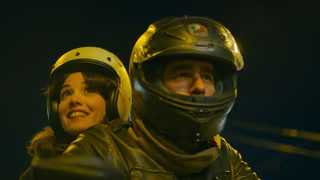 An Astrological Guide for Broken Hearts 1. Sezon 2. Bölüm izle