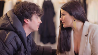 Aslında Özgürsün 1. Sezon 4. Bölüm izle