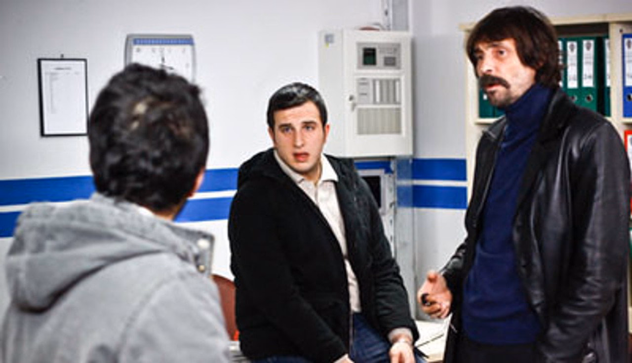 Behzat Ç.: Bir Ankara Polisiyesi 1. Sezon 23. Bölüm izle