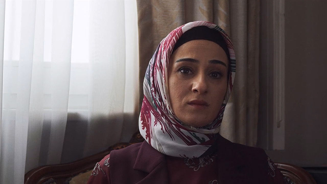 Bir Başkadır 1. Sezon 7. Bölüm izle