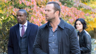 Blindspot 1. Sezon 10. Bölüm izle