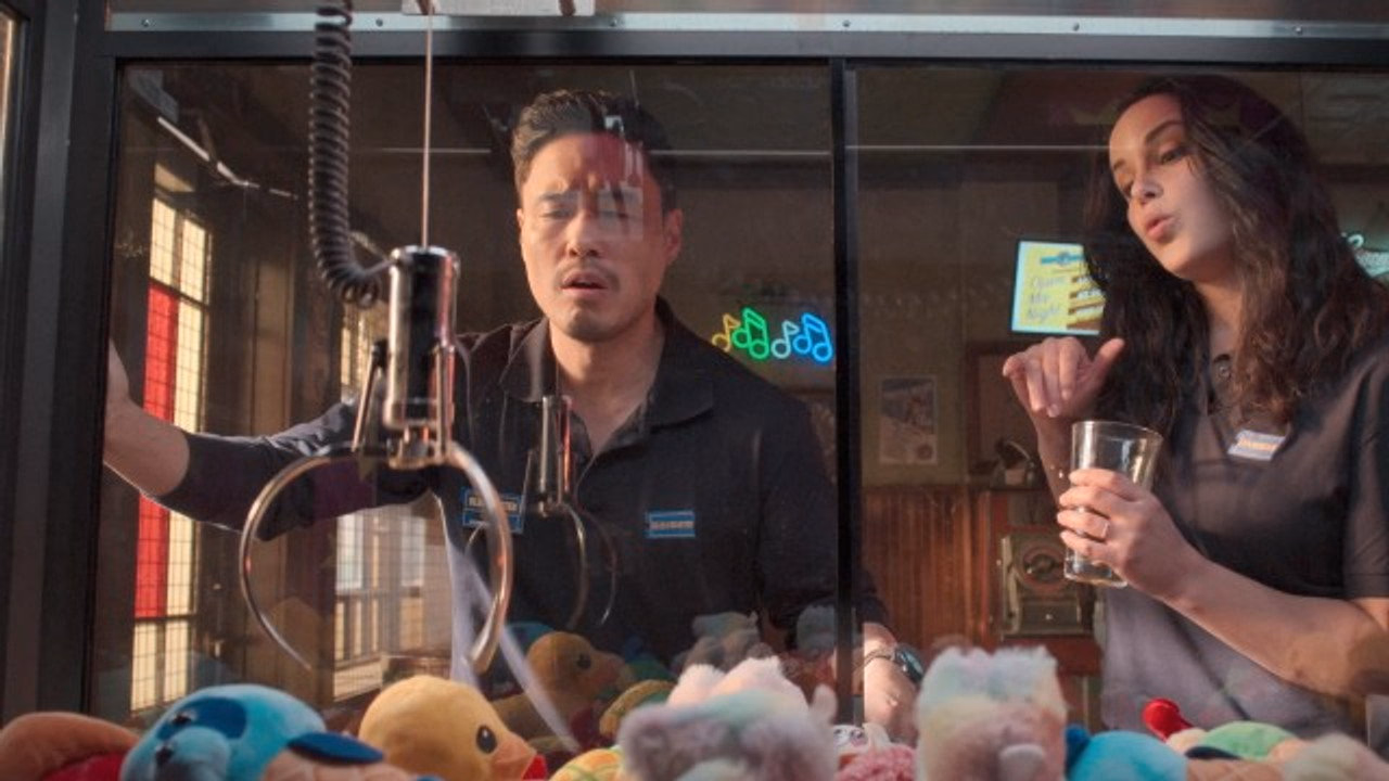 Blockbuster 1. Sezon 8. Bölüm izle