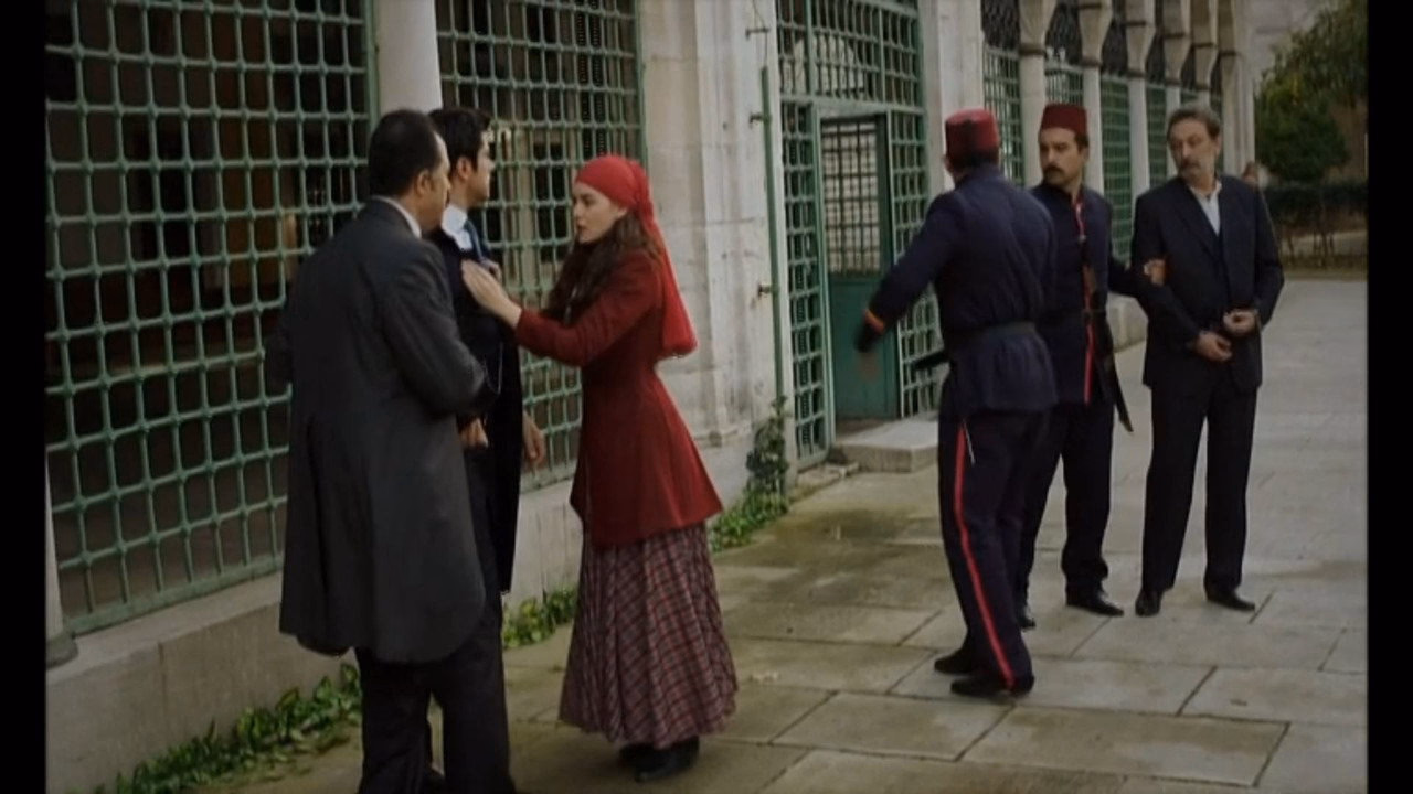 Çalıkuşu 1. Sezon 9. Bölüm izle