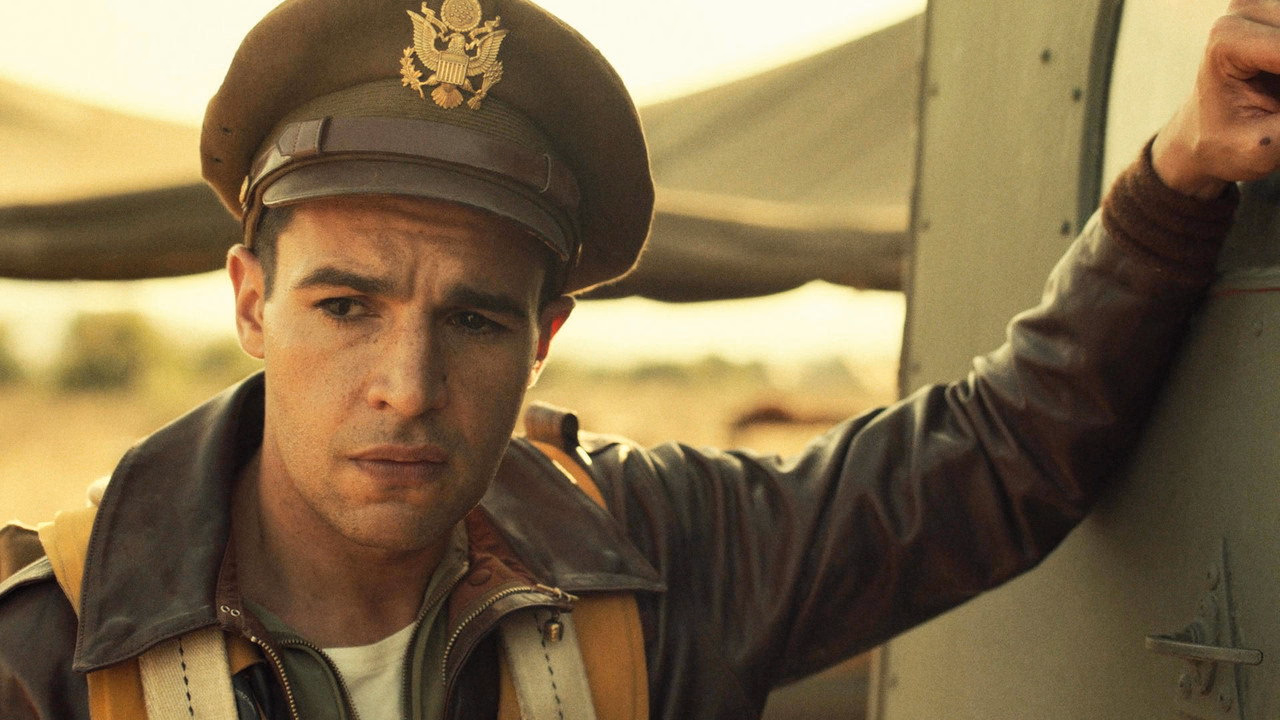 Catch-22 1. Sezon 1. Bölüm izle