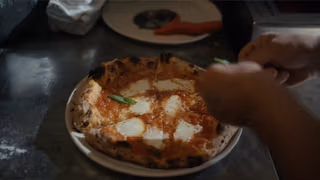 Chef's Table: Pizza 1. Sezon 1. Bölüm izle