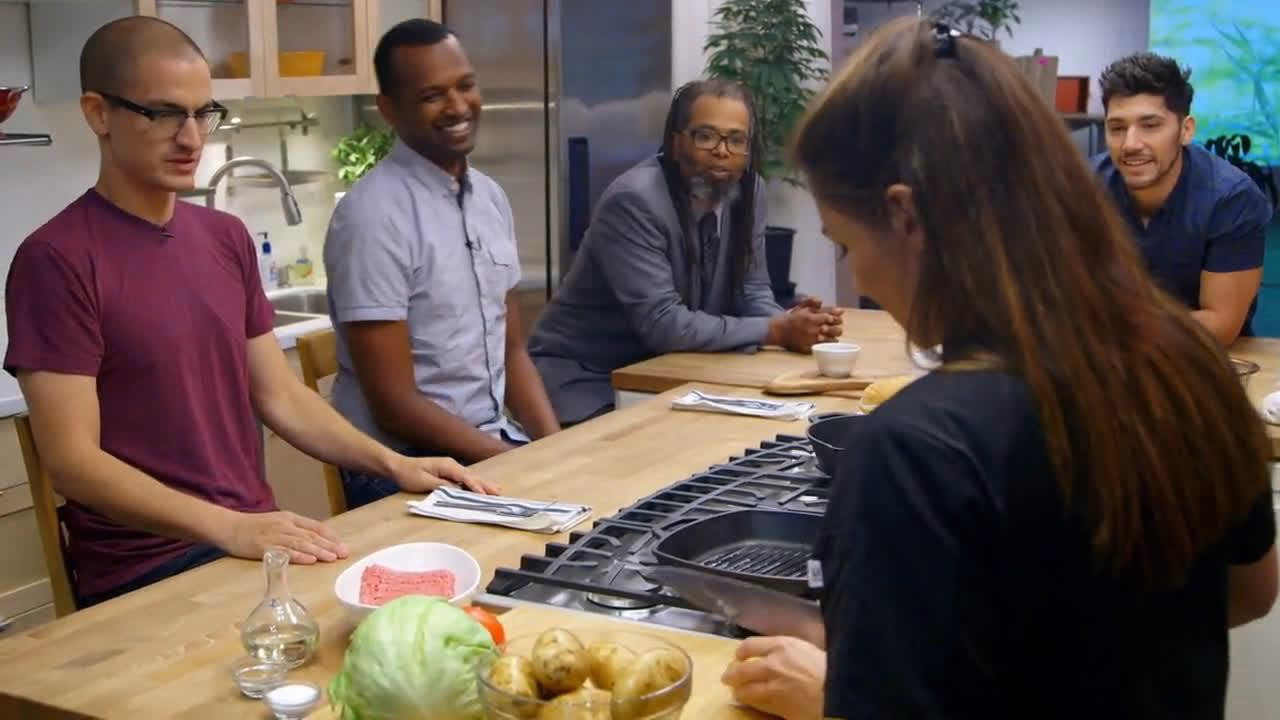 Cooking on High 1. Sezon 10. Bölüm izle