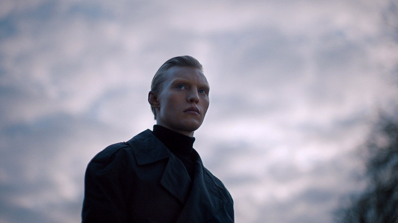 Copenhagen Cowboy 1. Sezon 4. Bölüm izle