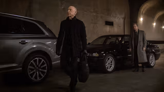 Counterpart 1. Sezon 1. Bölüm izle