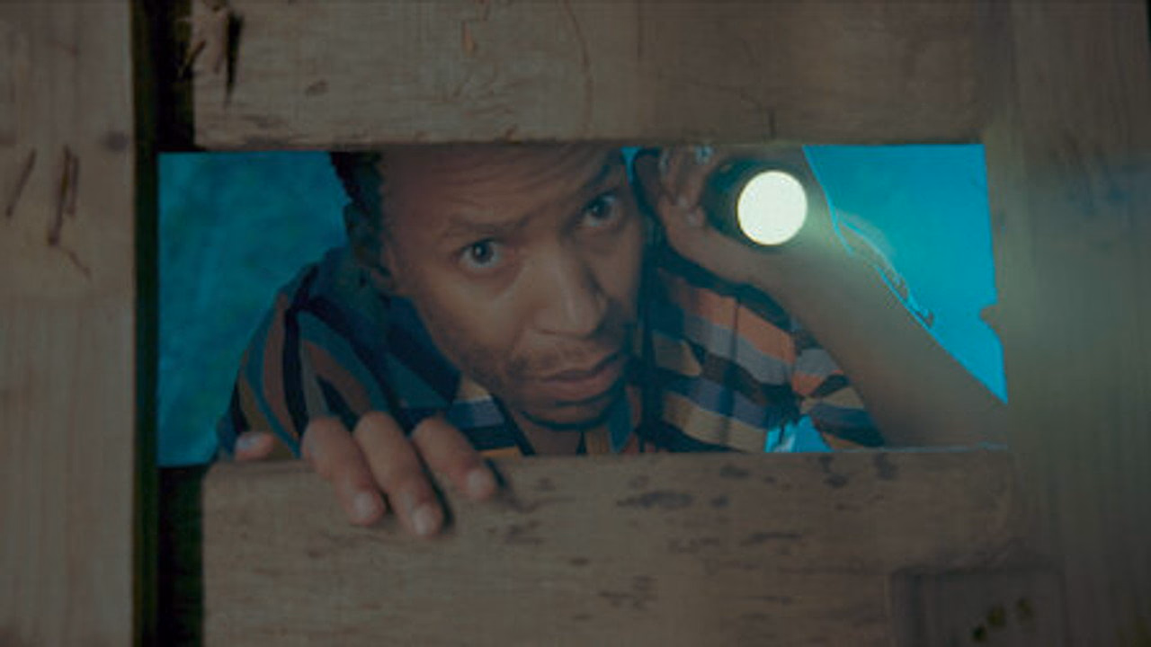 Dead Places 1. Sezon 8. Bölüm izle