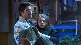 Disjointed 1. Sezon 20. Bölüm izle