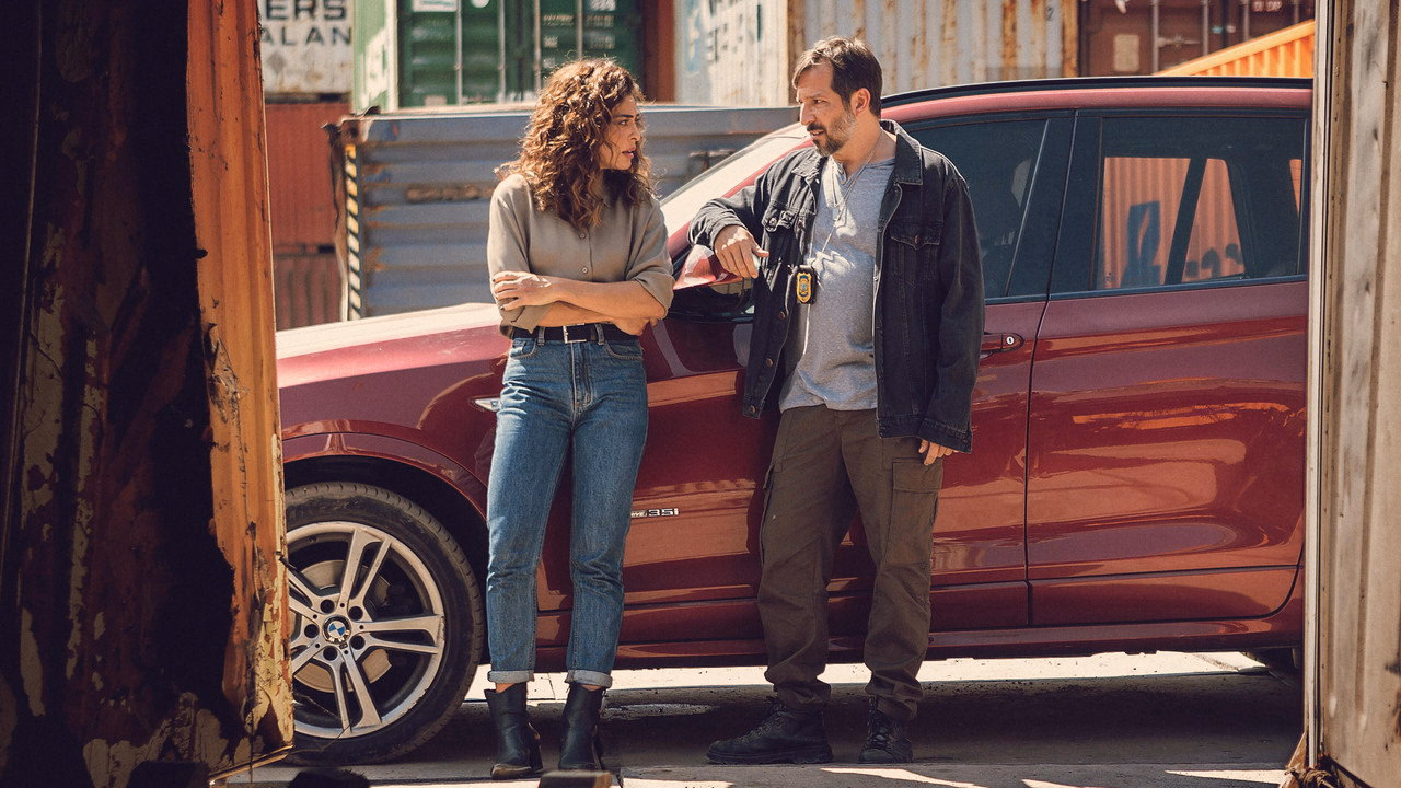 Double Crossed: Sooner or Later, You'll Pay the Price 1. Sezon 2. Bölüm izle