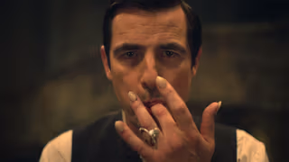 Dracula 1. Sezon 2. Bölüm izle