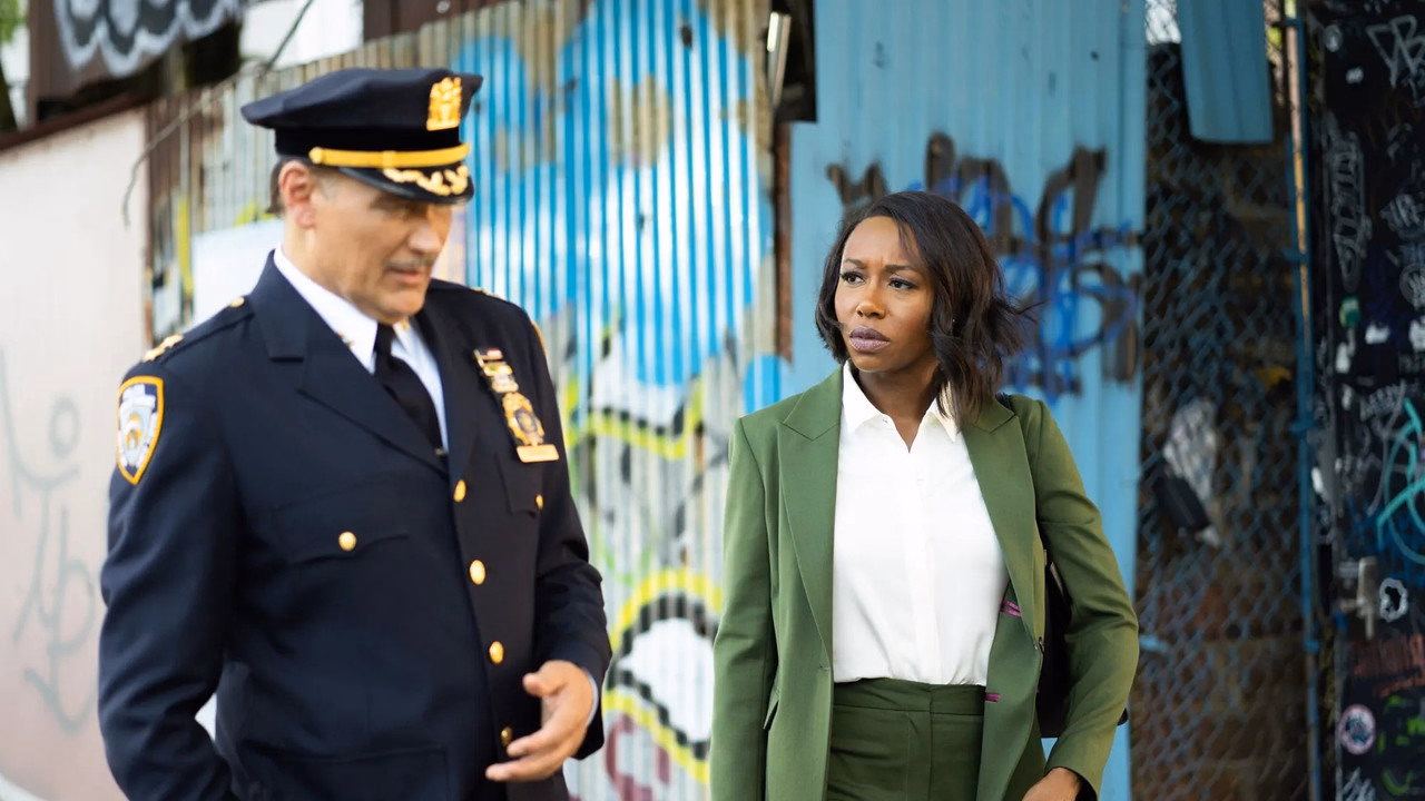 East New York 1. Sezon 2. Bölüm izle