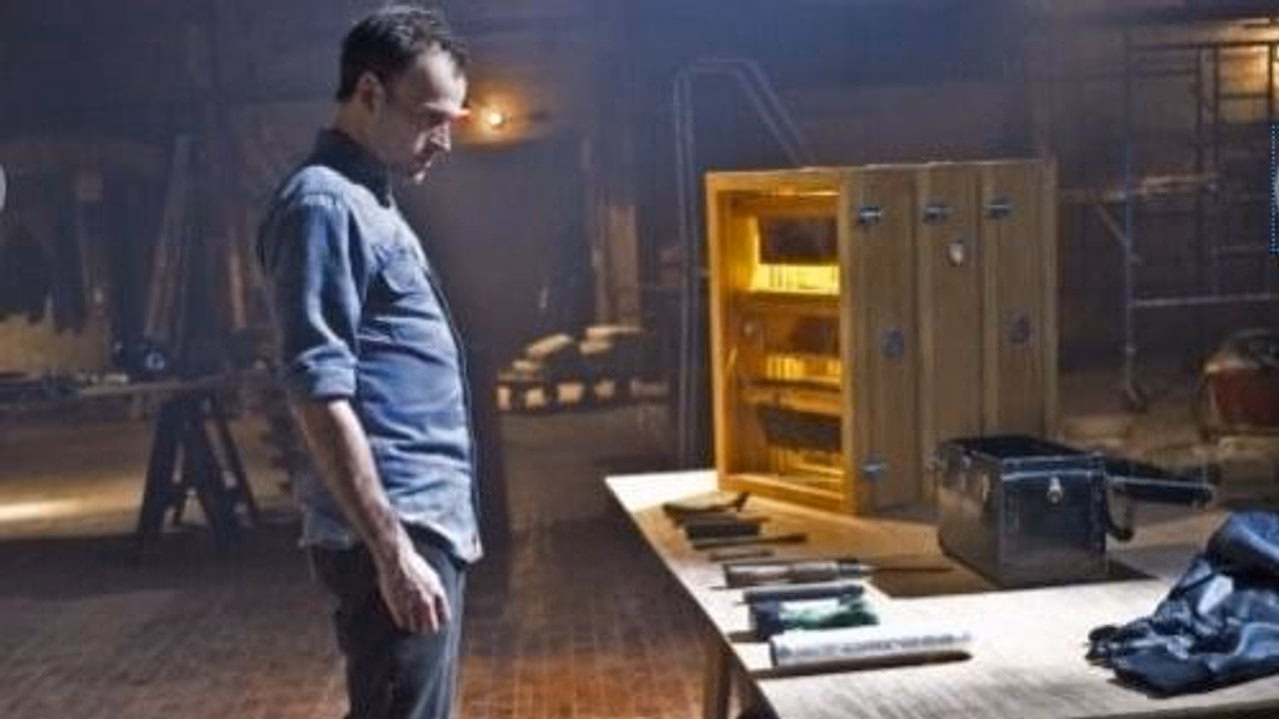 Elementary 1. Sezon 12. Bölüm izle
