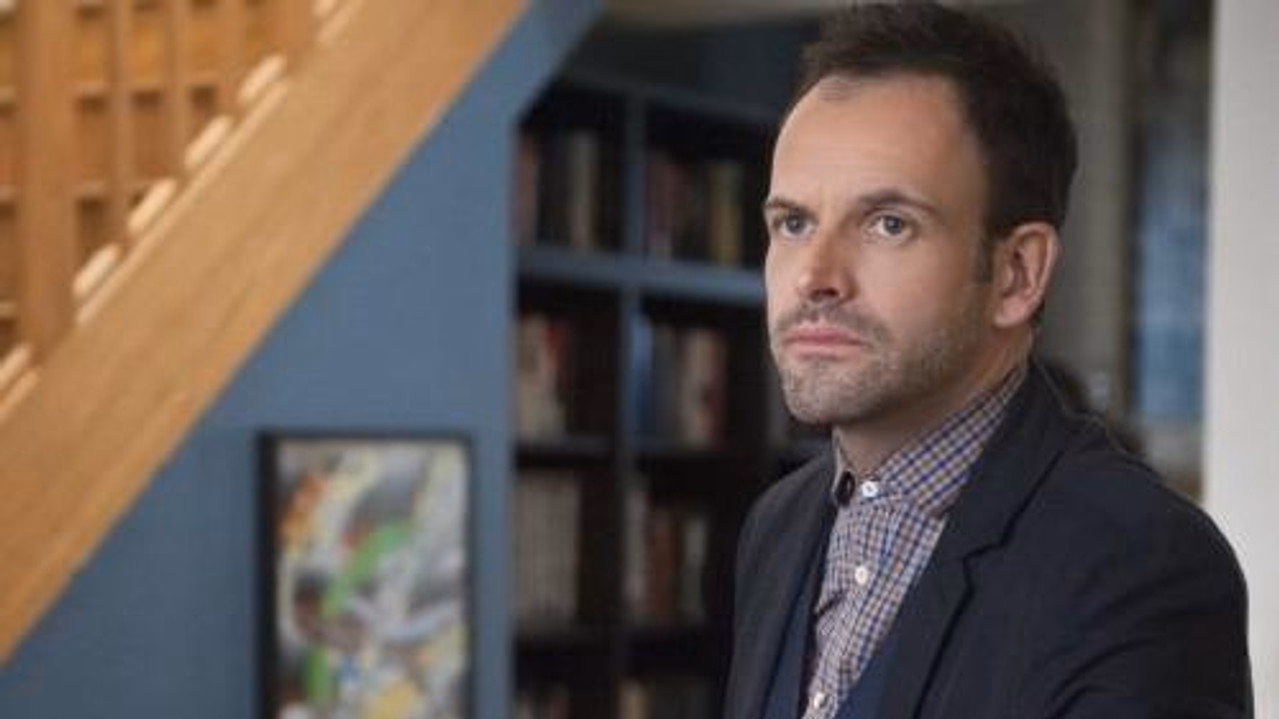 Elementary 1. Sezon 13. Bölüm izle