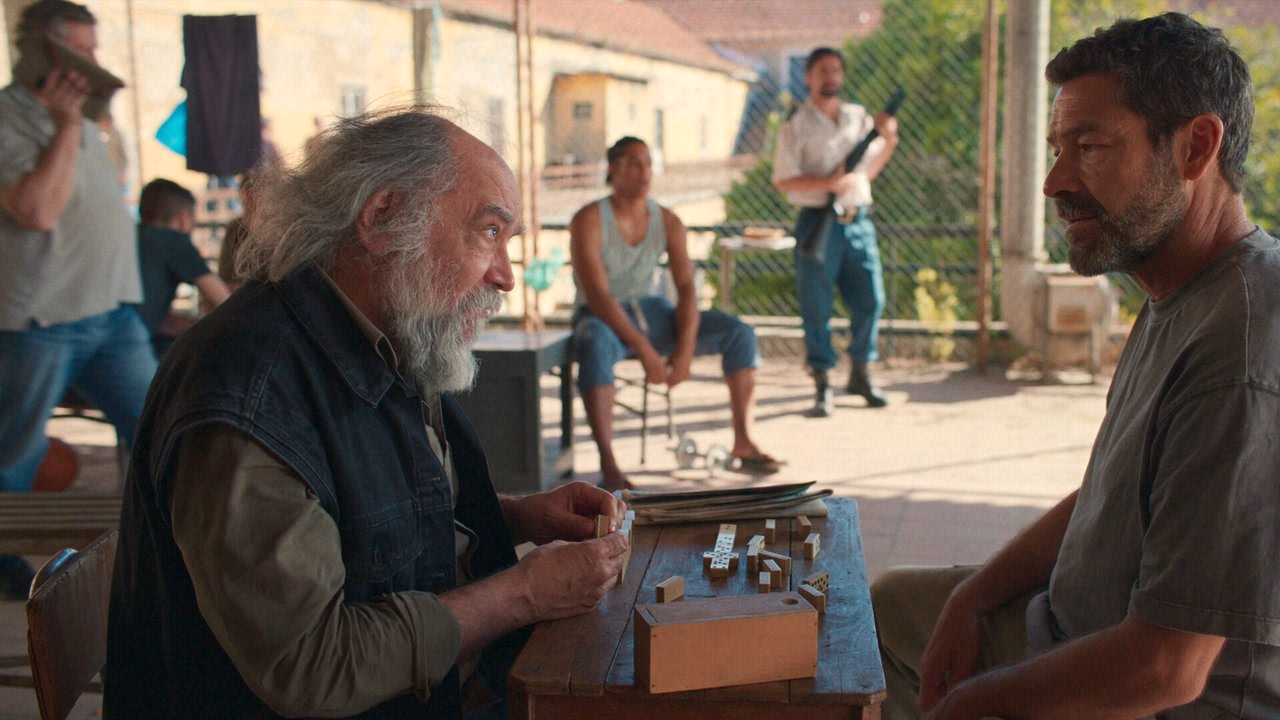 En Büyük Balık 1. Sezon 5. Bölüm izle