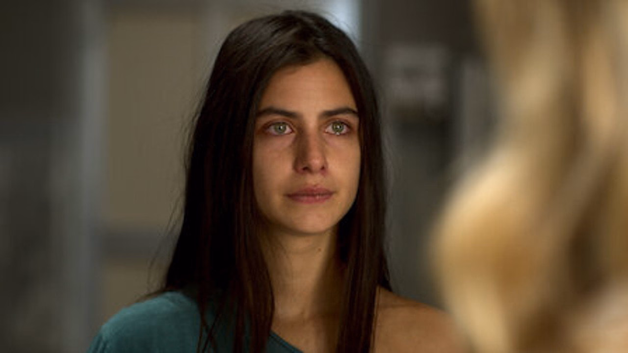 Everything Calls for Salvation 1. Sezon 4. Bölüm izle