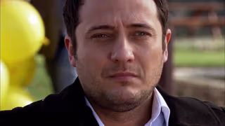 Ezel 1. Sezon 8. Bölüm izle