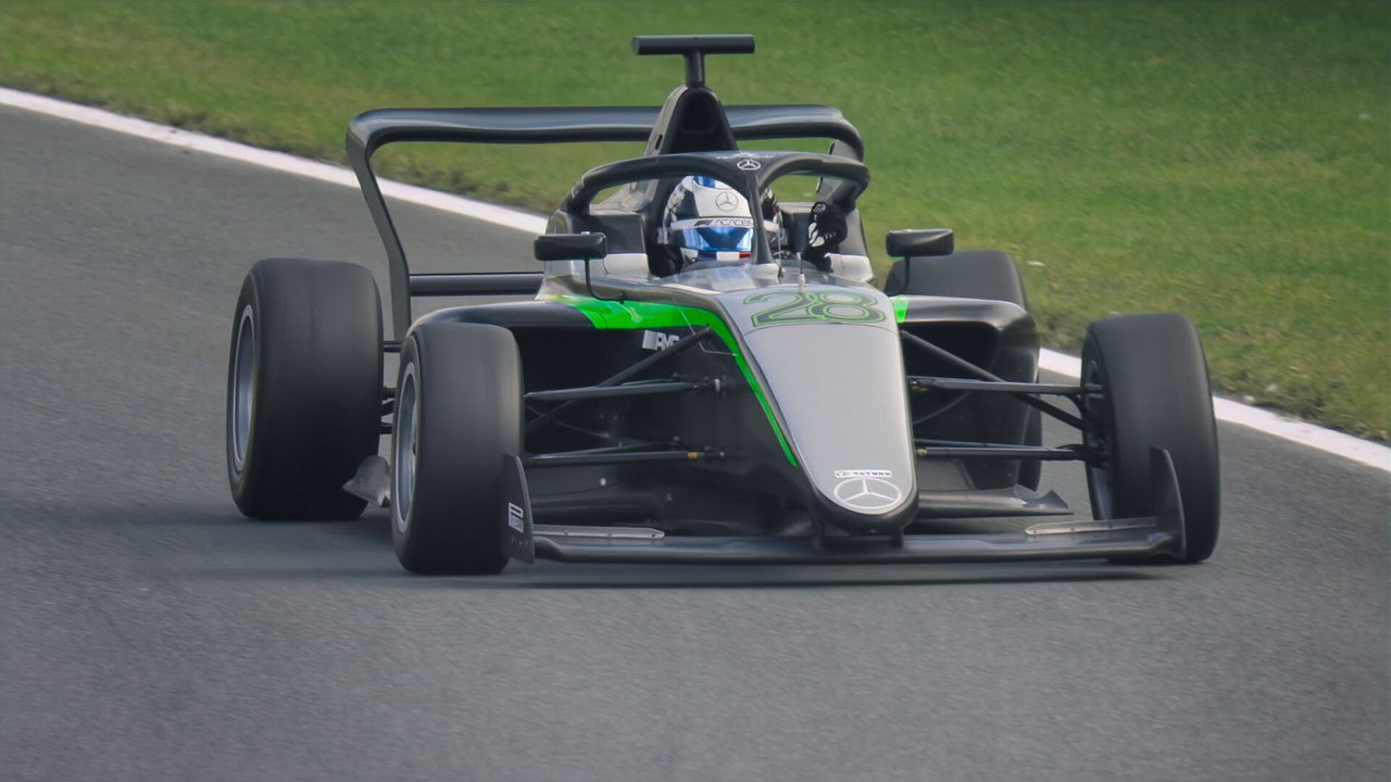 F1 Academy 1. Sezon 4. Bölüm izle