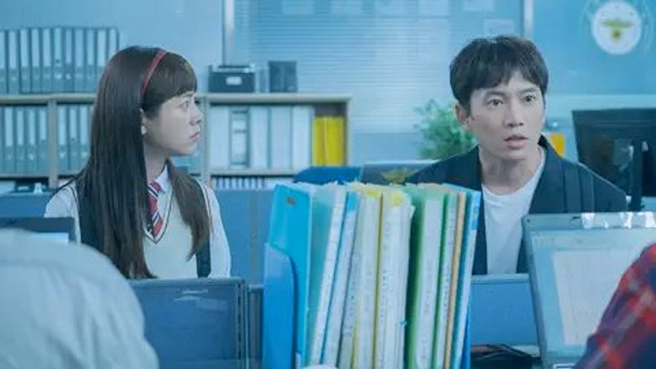 Familiar Wife 1. Sezon 1. Bölüm izle