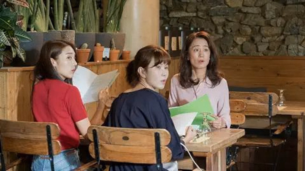 Familiar Wife 1. Sezon 15. Bölüm izle