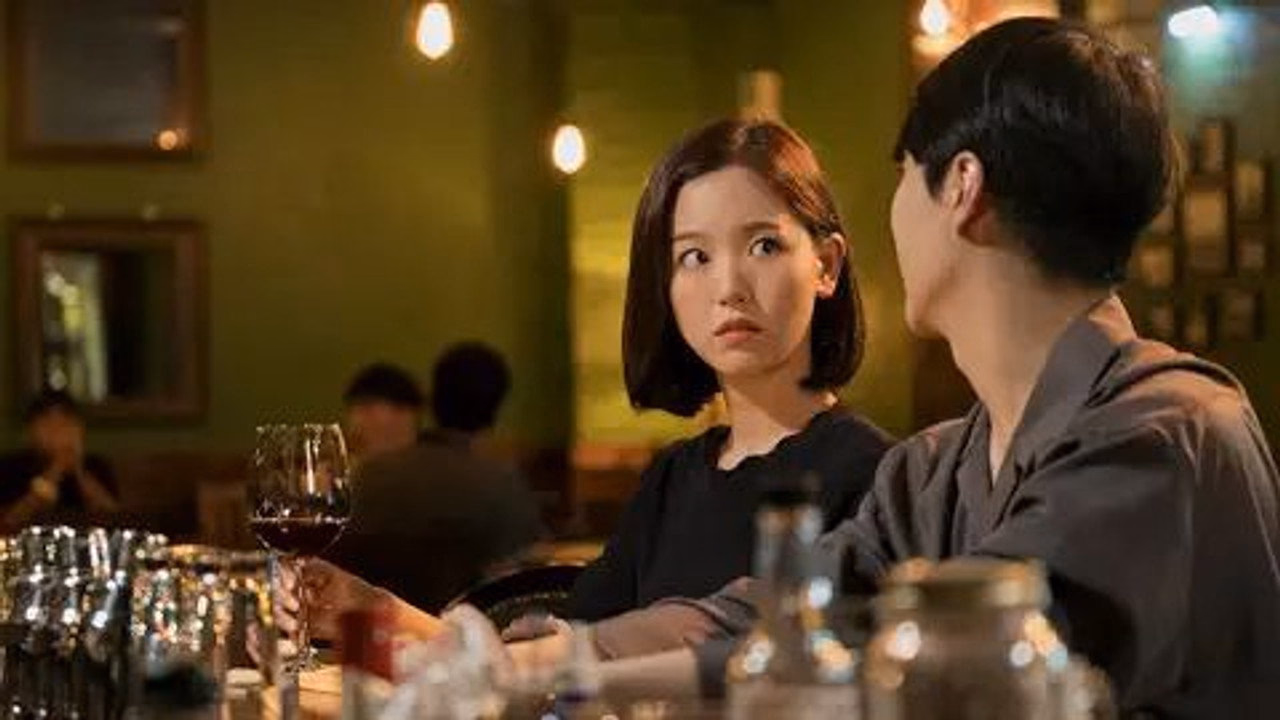 Familiar Wife 1. Sezon 9. Bölüm izle