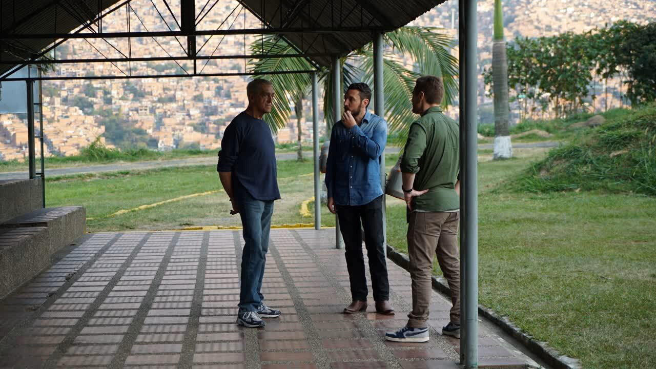 Finding Escobar's Millions 1. Sezon 3. Bölüm izle