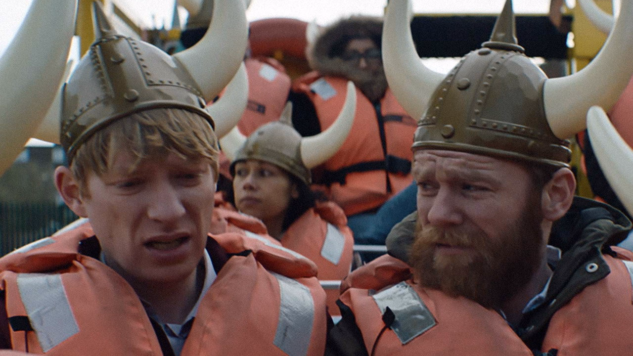 Frank of Ireland 1. Sezon 2. Bölüm izle