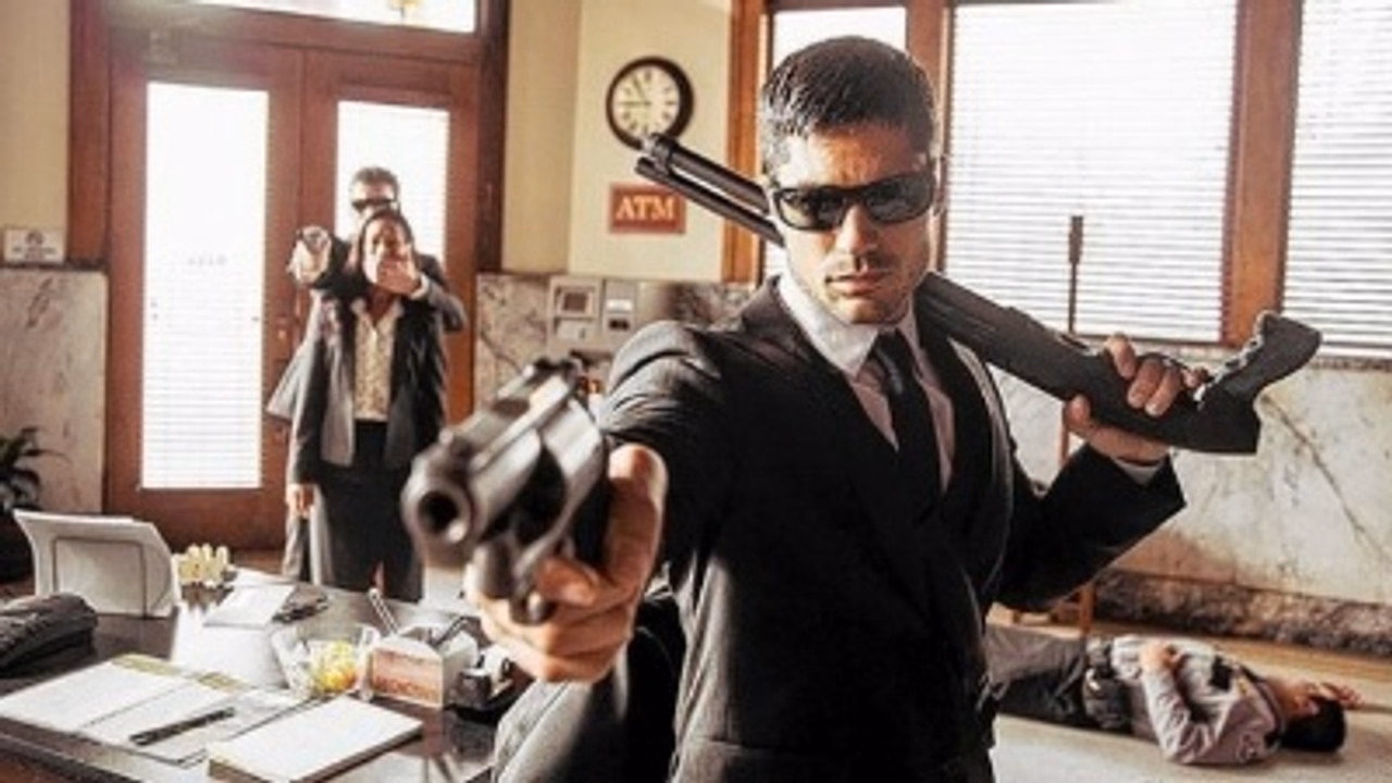 From Dusk Till Dawn: The Series 1. Sezon 1. Bölüm izle