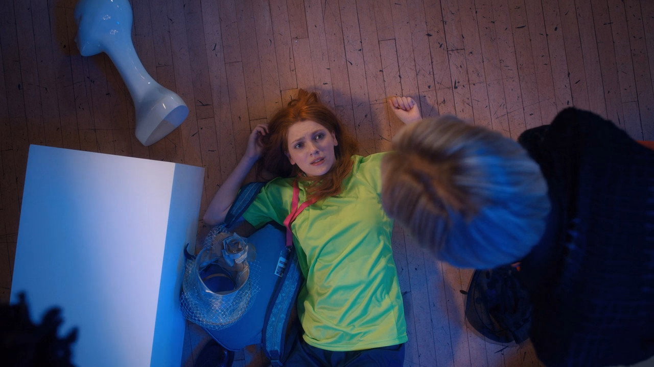 Geek Girl 1. Sezon 1. Bölüm izle