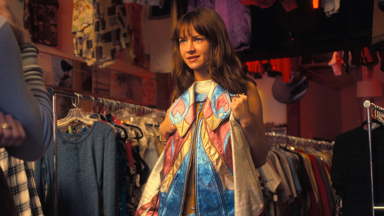 Girlboss 1. Sezon 1. Bölüm izle