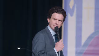 God's Favorite Idiot 1. Sezon 4. Bölüm izle