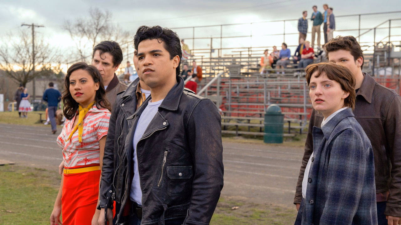 Grease: Rise of the Pink Ladies 1. Sezon 1. Bölüm izle