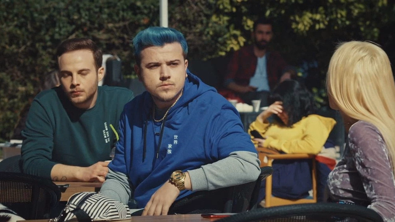 Hiç 1. Sezon 6. Bölüm izle