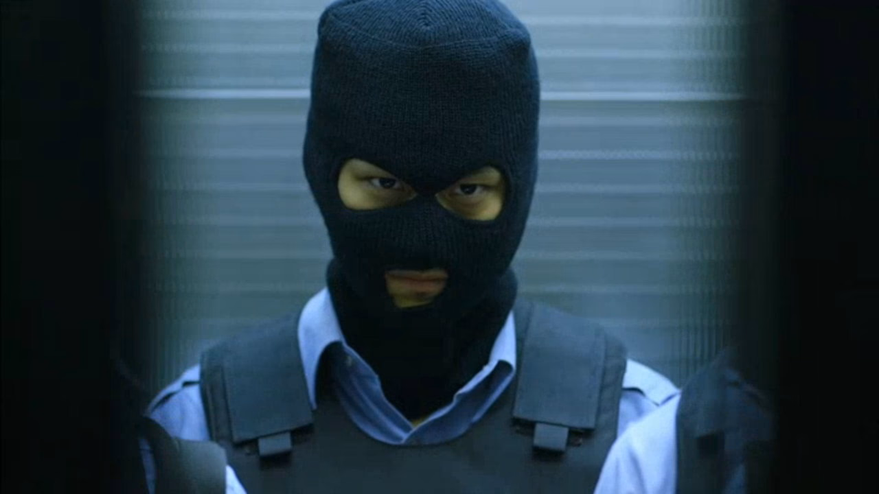 Hidden Identity 1. Sezon 3. Bölüm izle