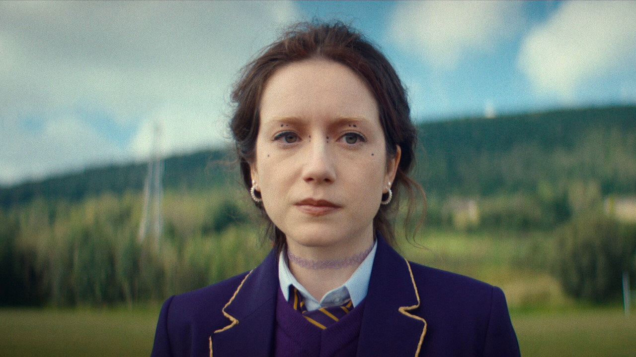 How to Get to Heaven from Belfast 1. Sezon 6. Bölüm izle