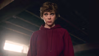 I Am Not Okay with This 1. Sezon 6. Bölüm izle