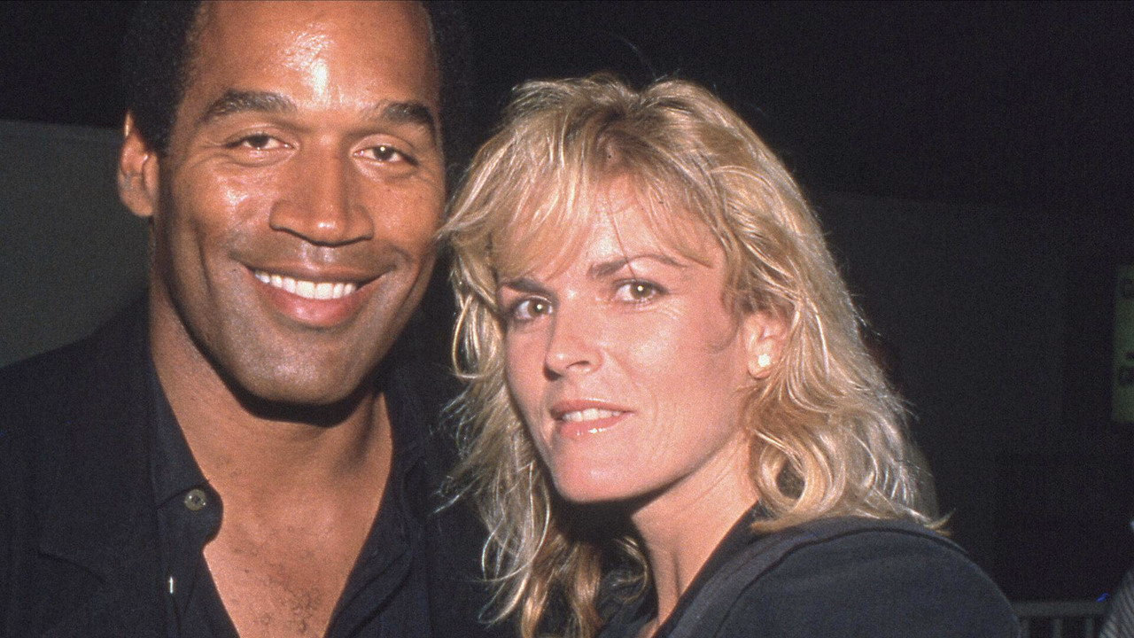 İnsan Avı: O.J. Simpson 1. Sezon 1. Bölüm izle