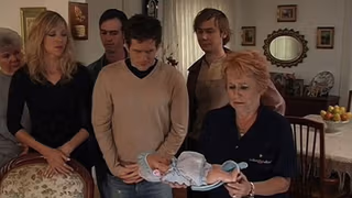 It's Always Sunny in Philadelphia 1. Sezon 7. Bölüm izle