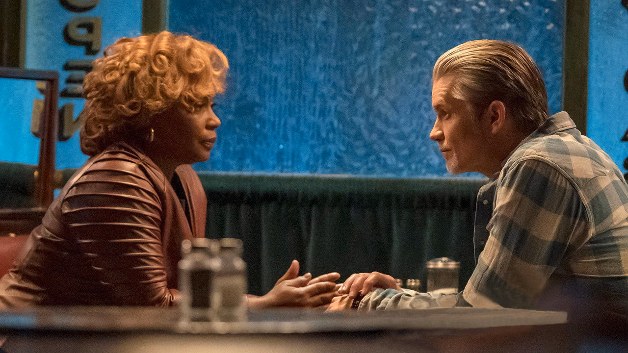 Justified: City Primeval 1. Sezon 8. Bölüm izle