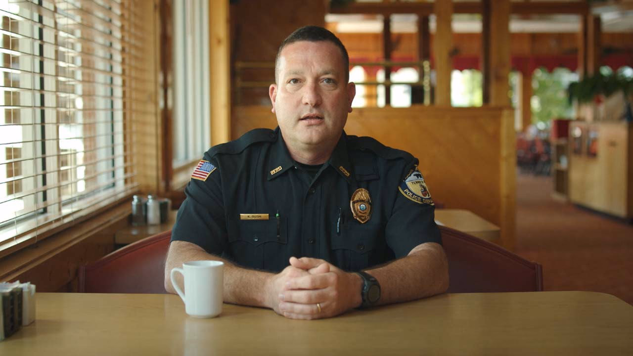 Kaçak Vegan: Şan Şöhret Şaibe 1. Sezon 4. Bölüm izle